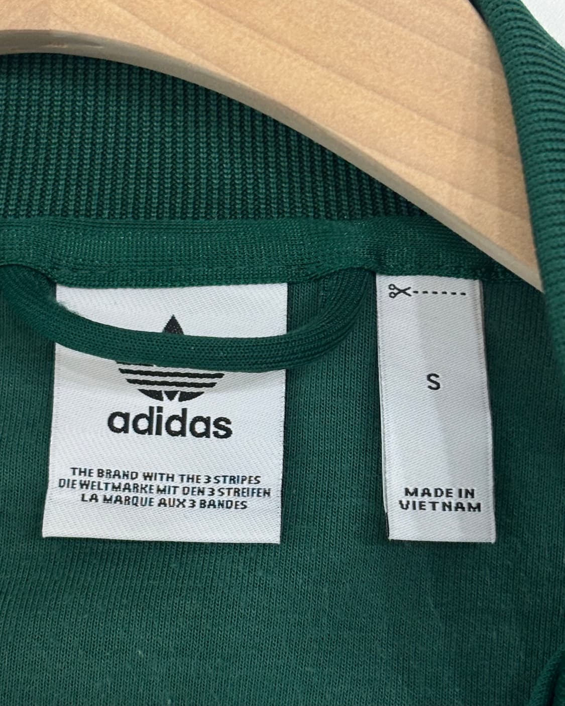 Adidas 아디다스 그린컬러 유넥 트랙탑 상품이미지3