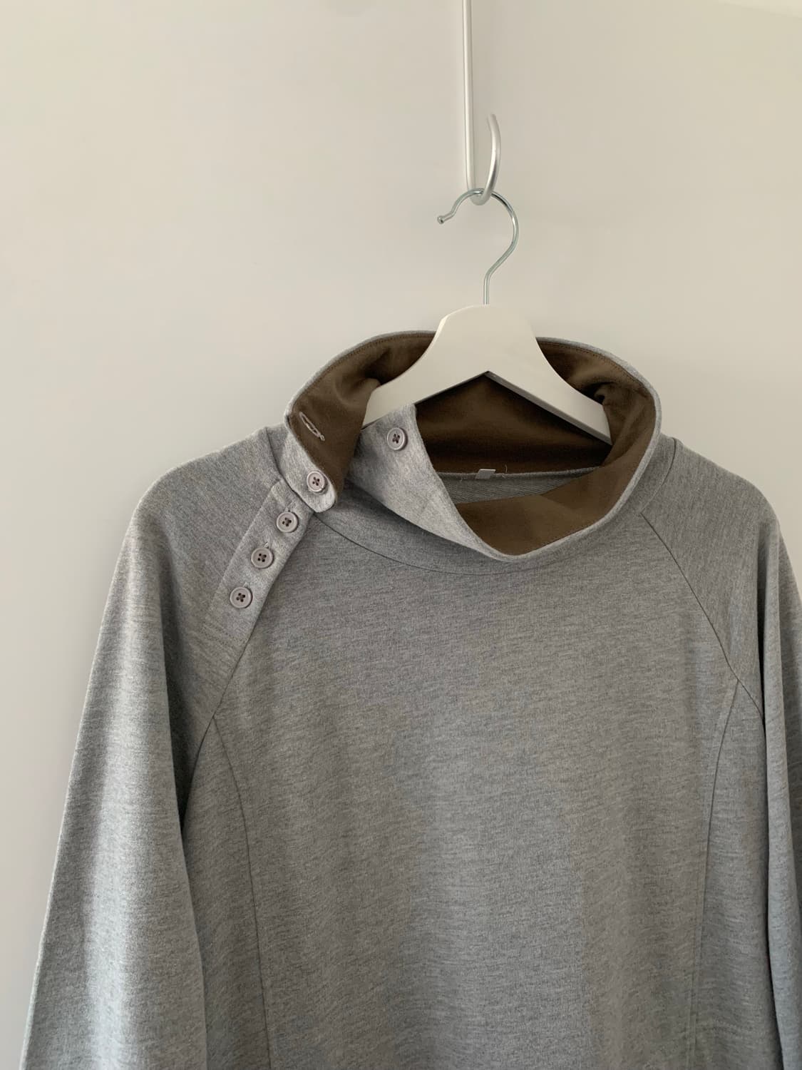 브라운 카라 맨투맨 상품이미지6