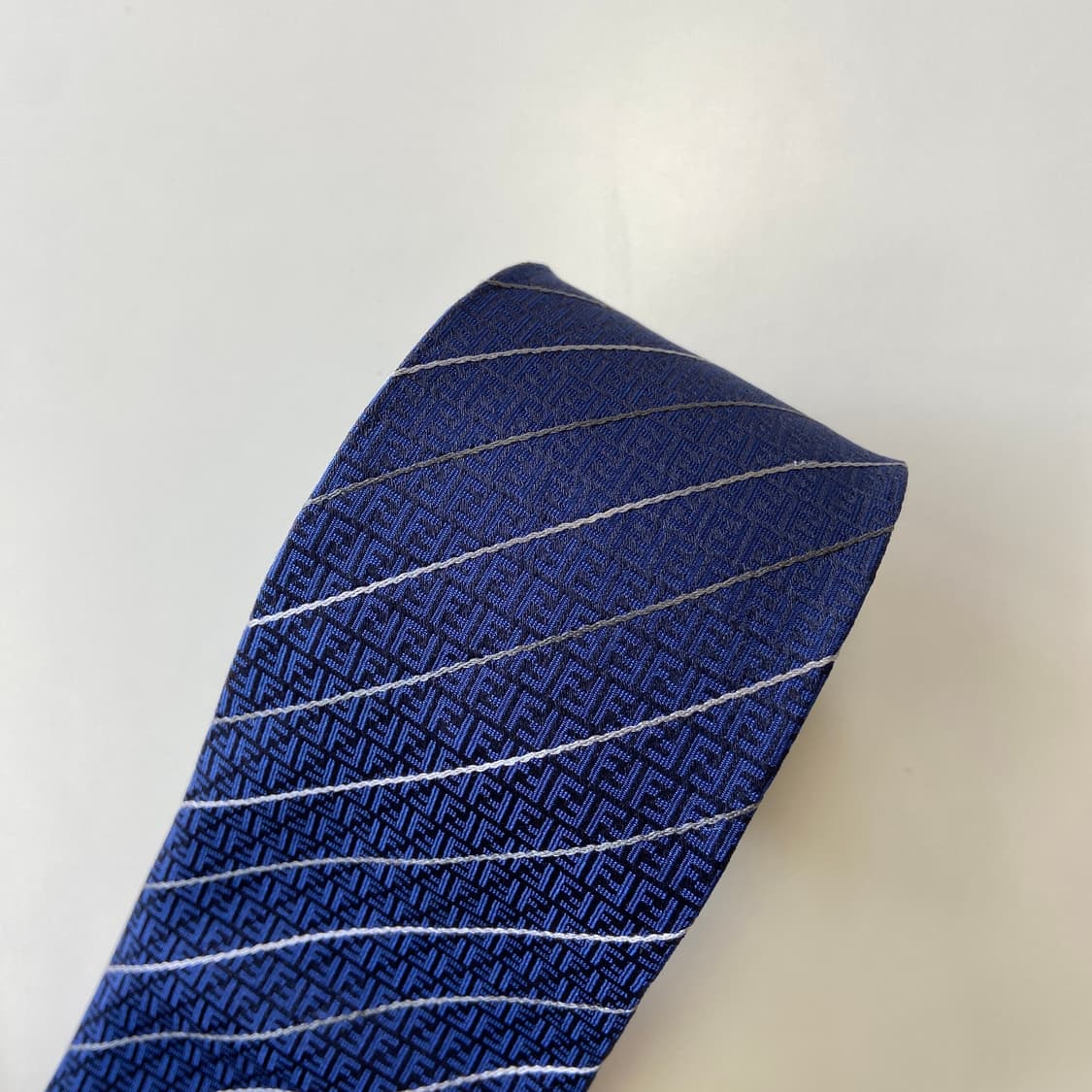 펜디 (FENDI) 신형라벨 FF모노그램 정품 명품 넥타이 상품이미지5