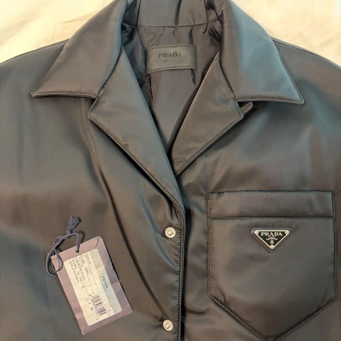 프라다 나일론 개버딘 패딩 셔츠 상품이미지3