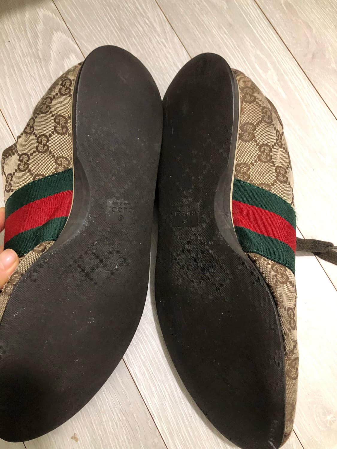 구찌 GC로고 캔버스&스웨이드 스니커즈( 남성280) 상품이미지3