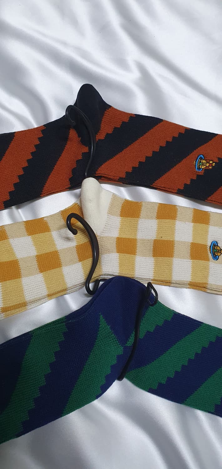 그린 네이비 브라운 옐로우 물결 스트라이프 체크  비비안웨스트우드 양말 상품이미지9