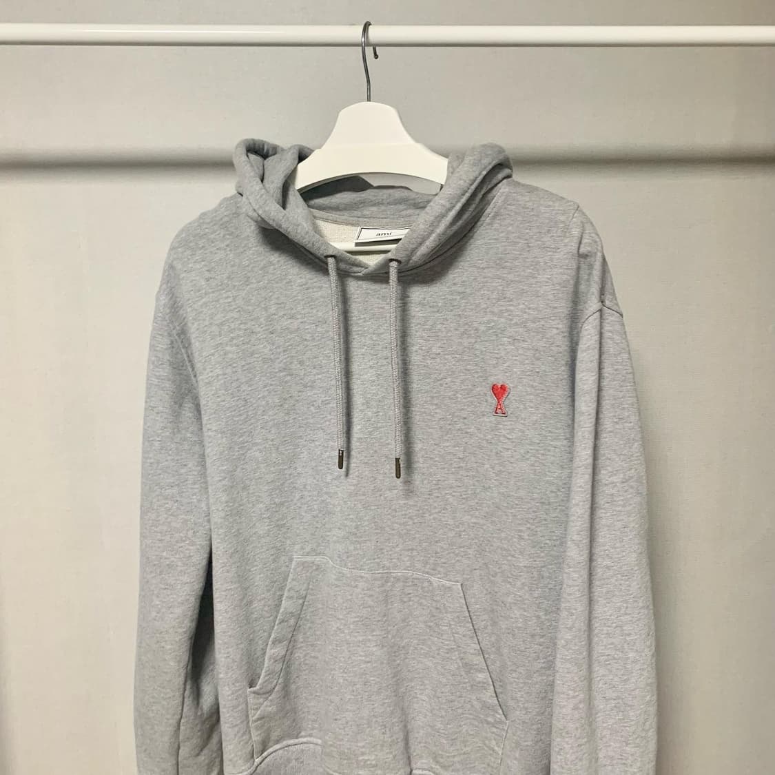 아미 스몰 하트 로고 후드티 그레이 상품이미지2