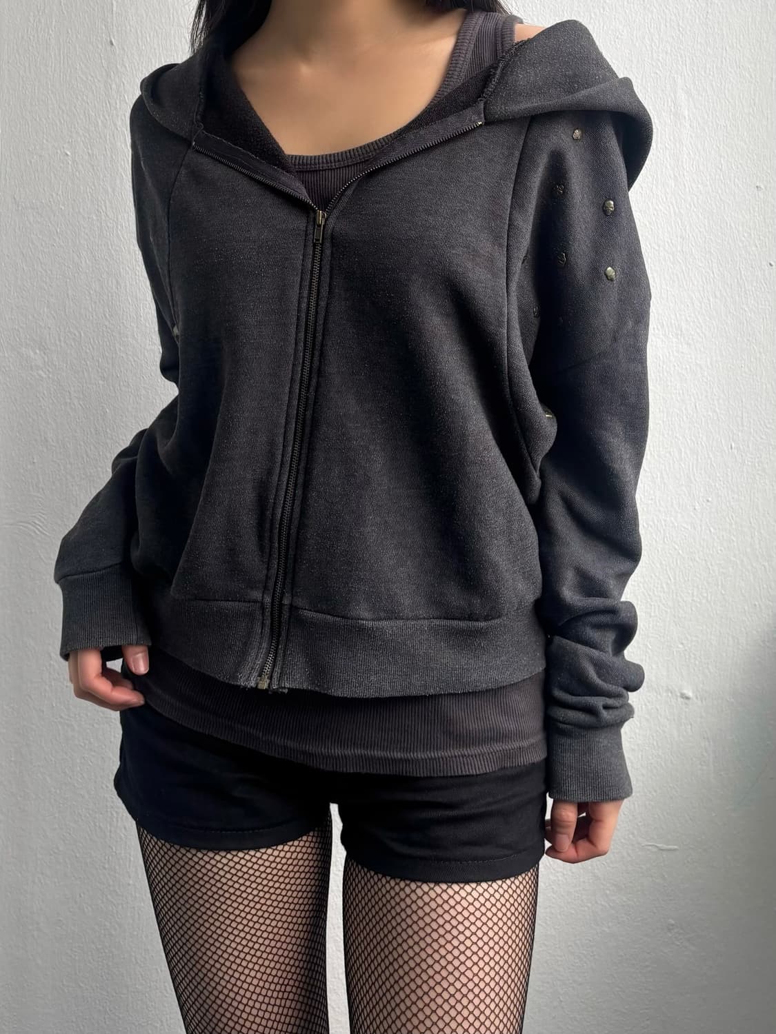 Vintage Skull Detail Hood Zip-Up 상품이미지3