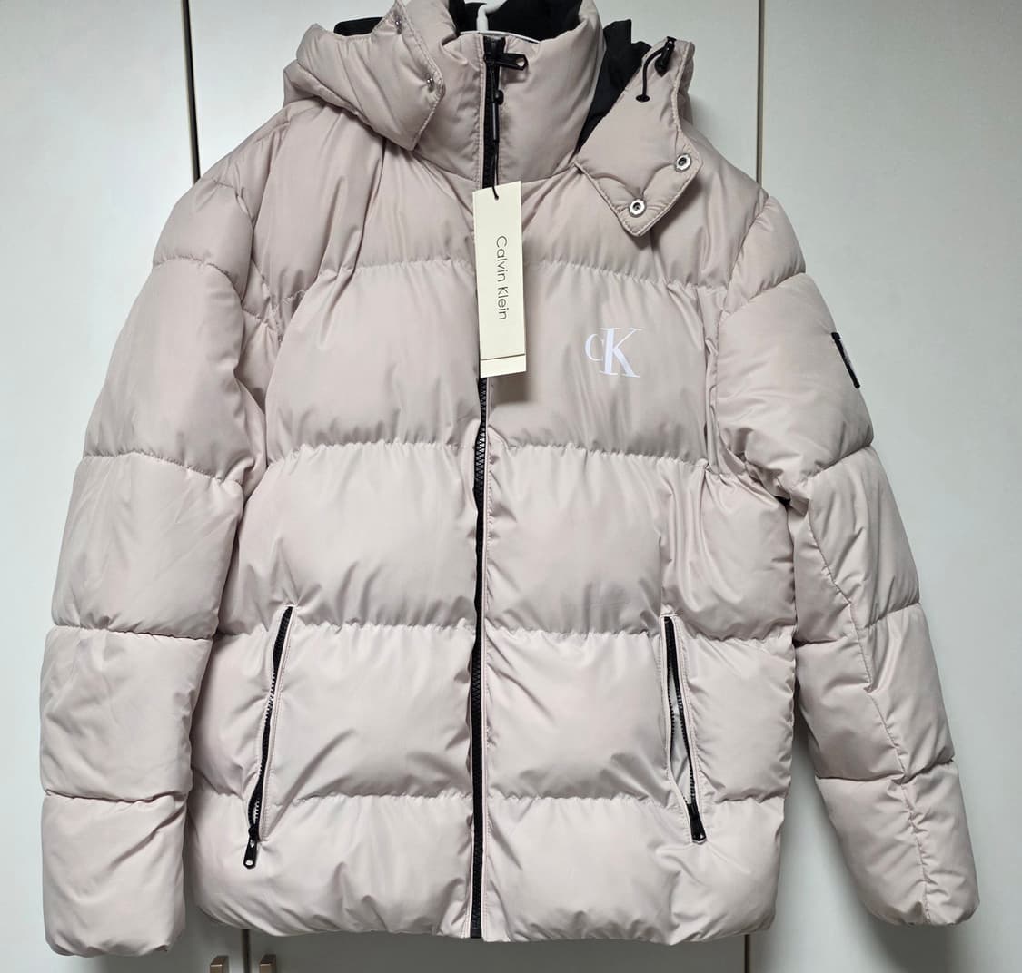 캘빈클라인 CK 로고 푸퍼 패딩 아이보리 상품이미지1