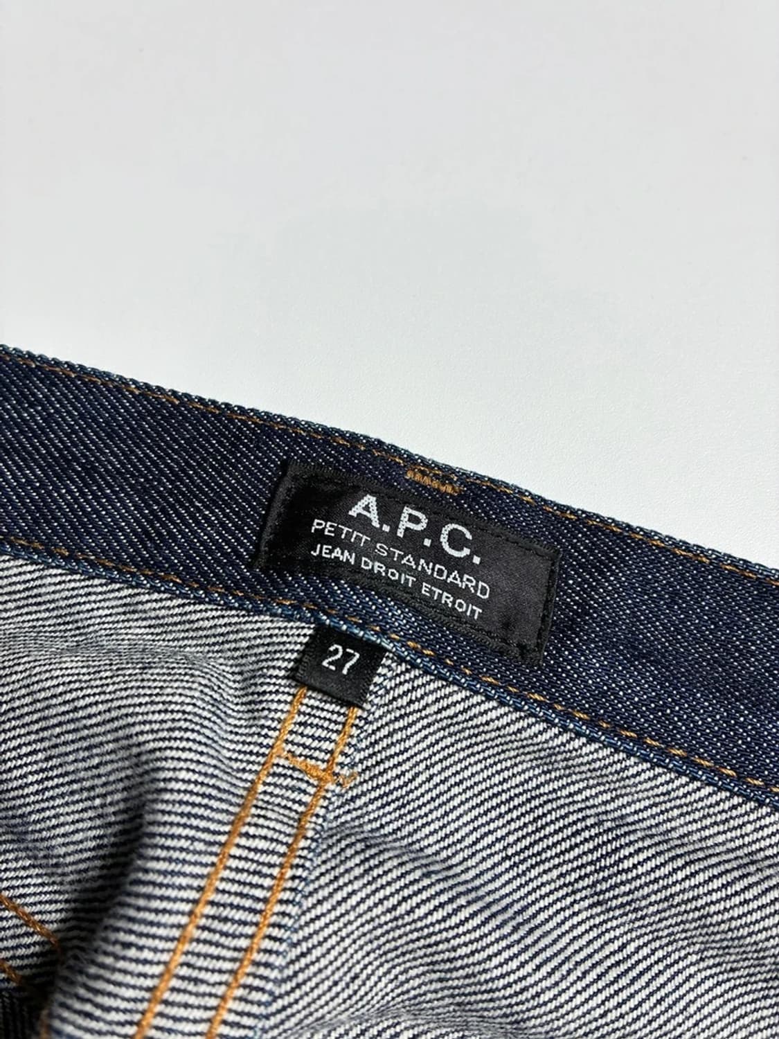 아페쎄 A.P.C. 쁘띠 뉴 스탠다드 셀비지 데님 팬츠 R1603 상품이미지6