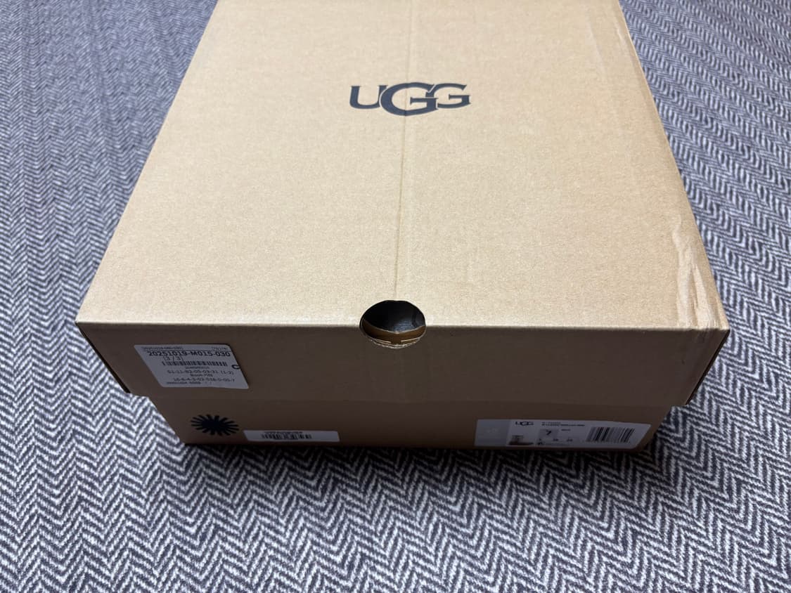 어그 클래식 브렐라 미니 7사이즈 새상품 상품이미지2