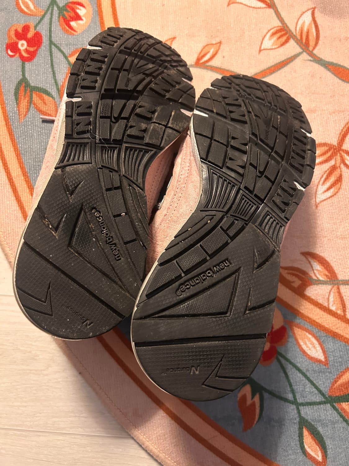 뉴발란스 991 인디고핑크 250size 판매 상품이미지3