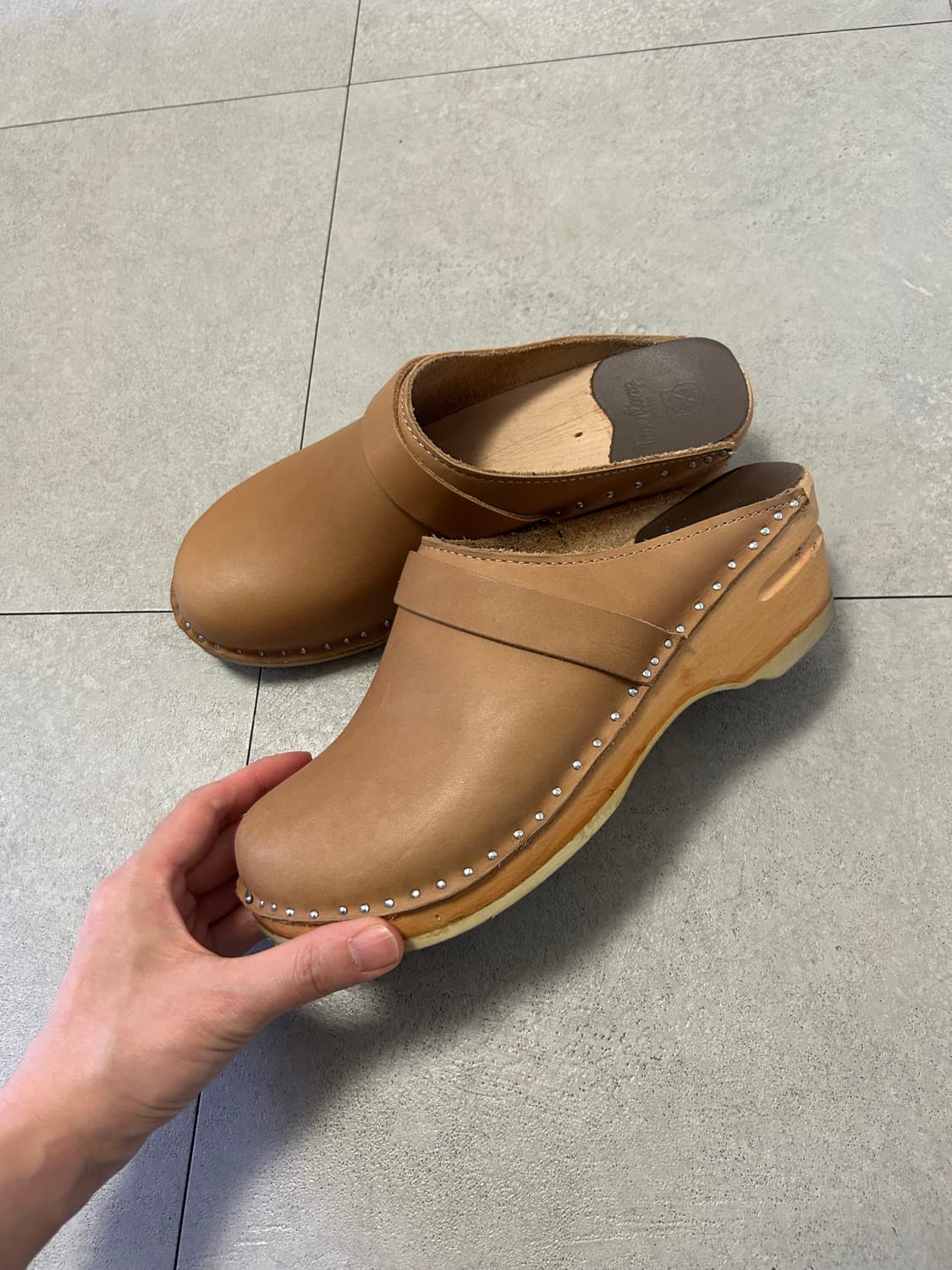 트로앤토프 탄 230 상품이미지1