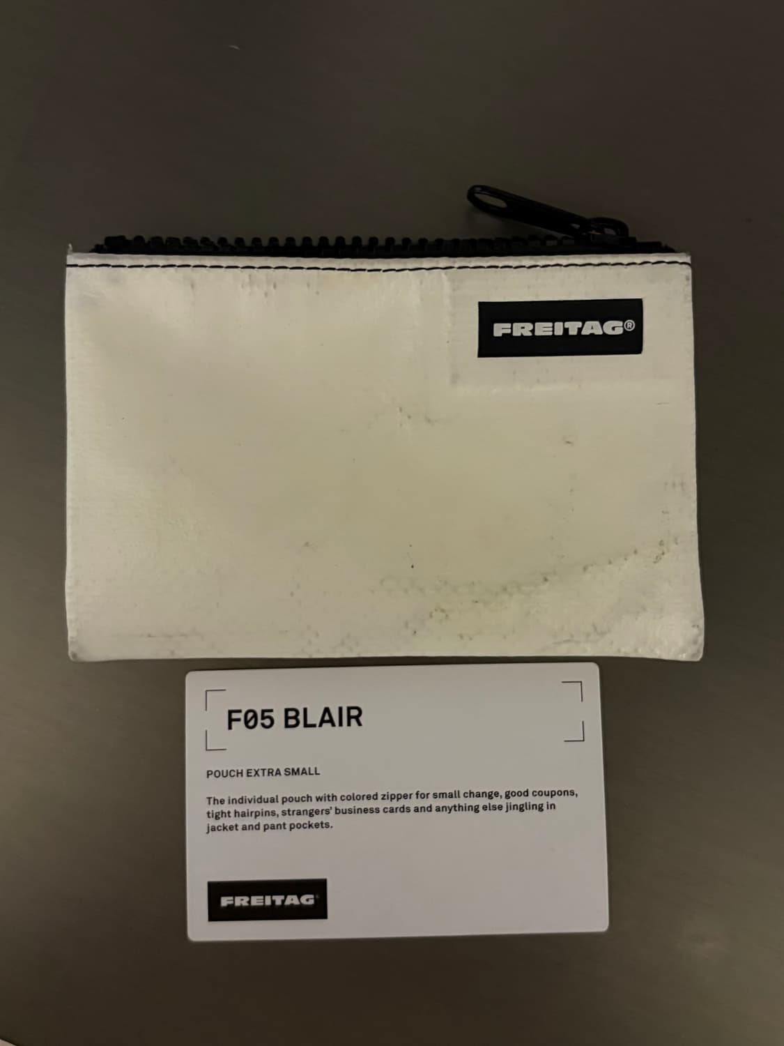 프라이탁 블레어 검흰 상품이미지1