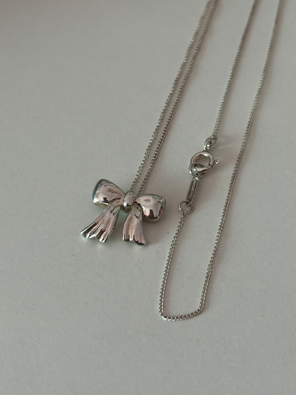 Tiffany & Co Ribbon 925Silver Necklace🎀 상품이미지3