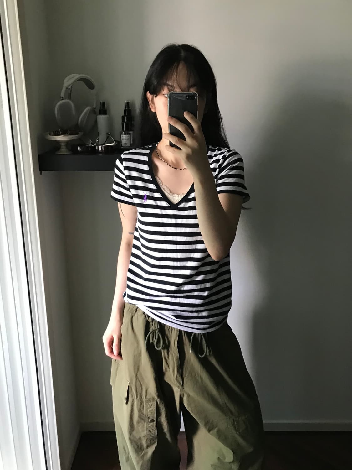 폴로 랄프로렌 포니 로고 스트라이프 브이넥 반팔티 상품이미지3