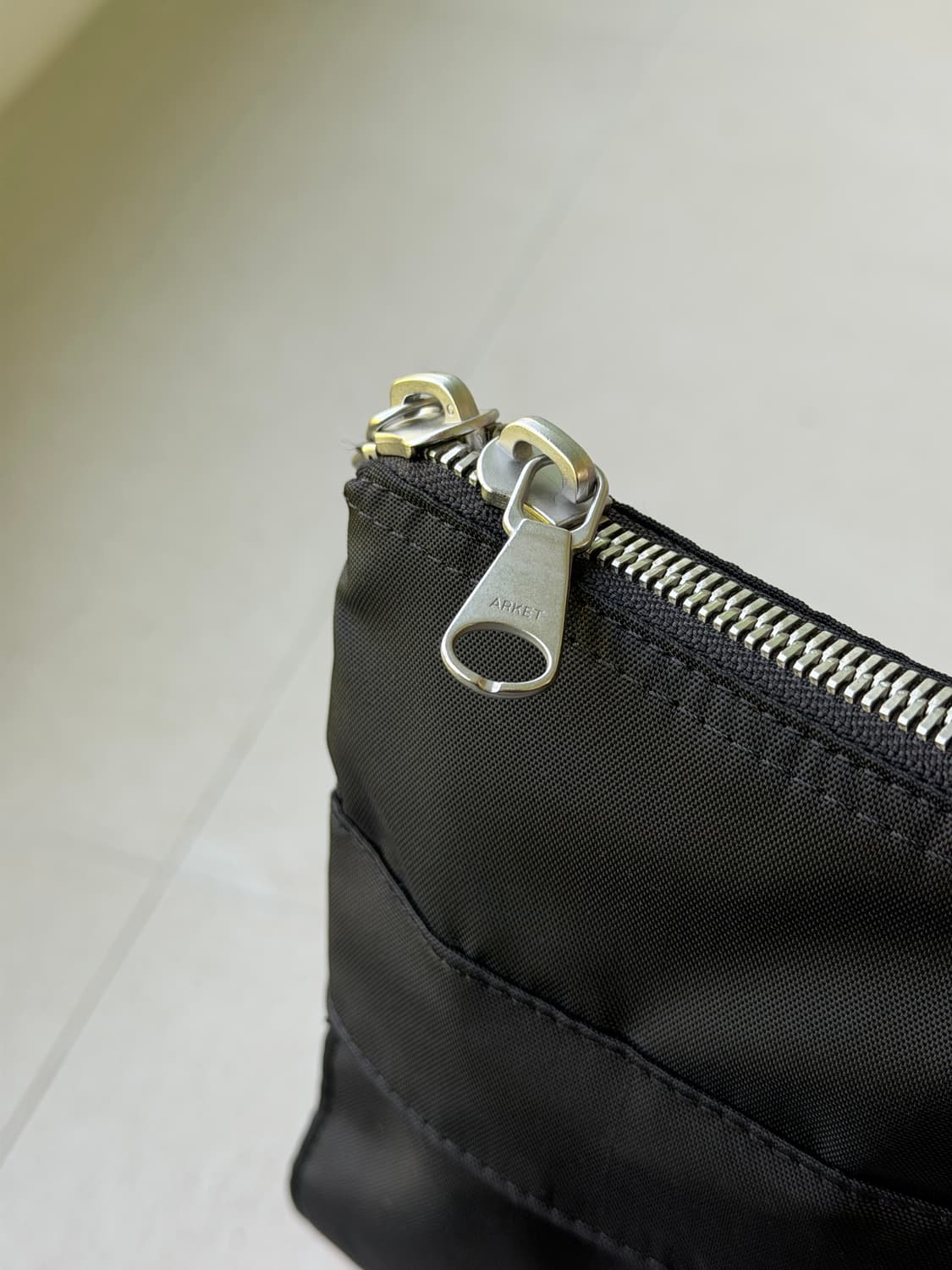 아르켓(Arket) 헬멧 백 토트백  상품이미지6