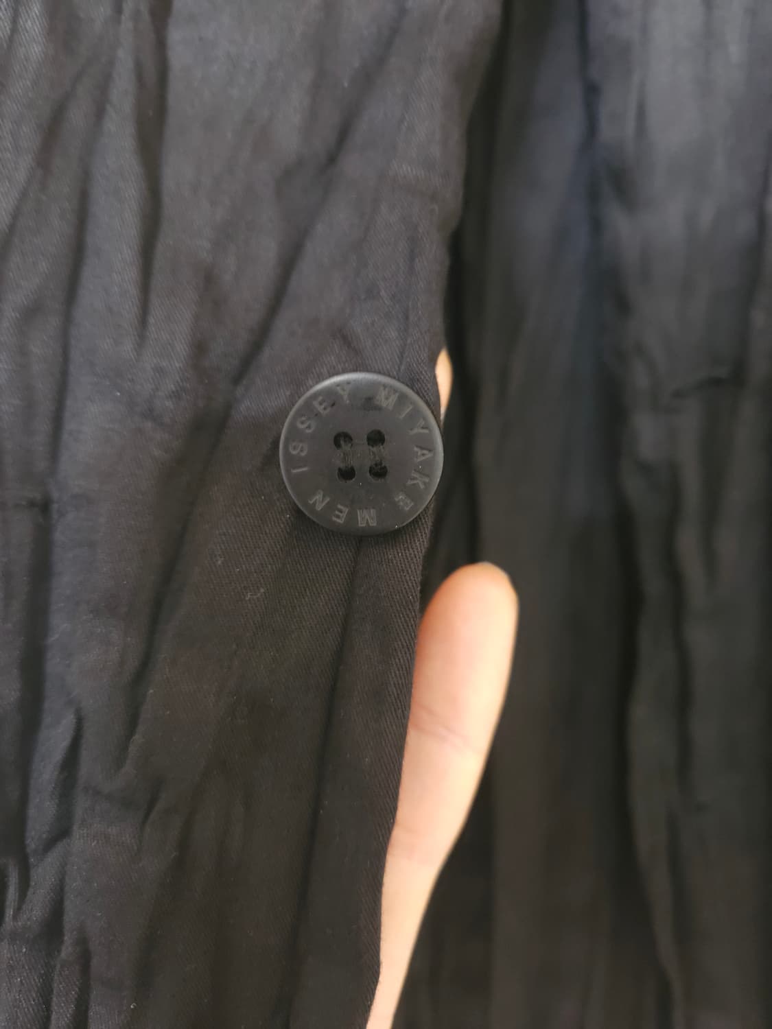 이세이 미야케 멘 주름 자켓 블랙 상품이미지6