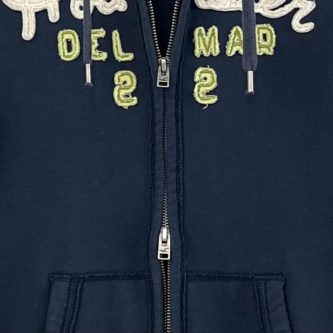 홀리스터 딱붙핏 자수로고 네이비 후드집업 상품이미지5