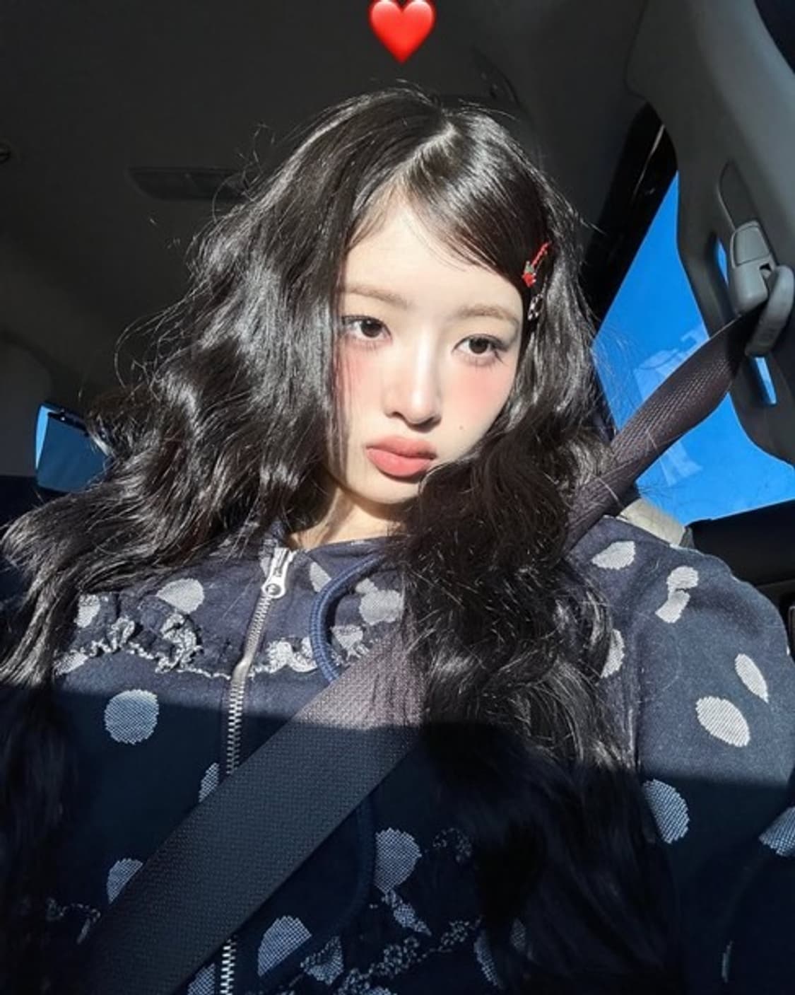 펀프롬펀 프릴 하트 후디 상품이미지1