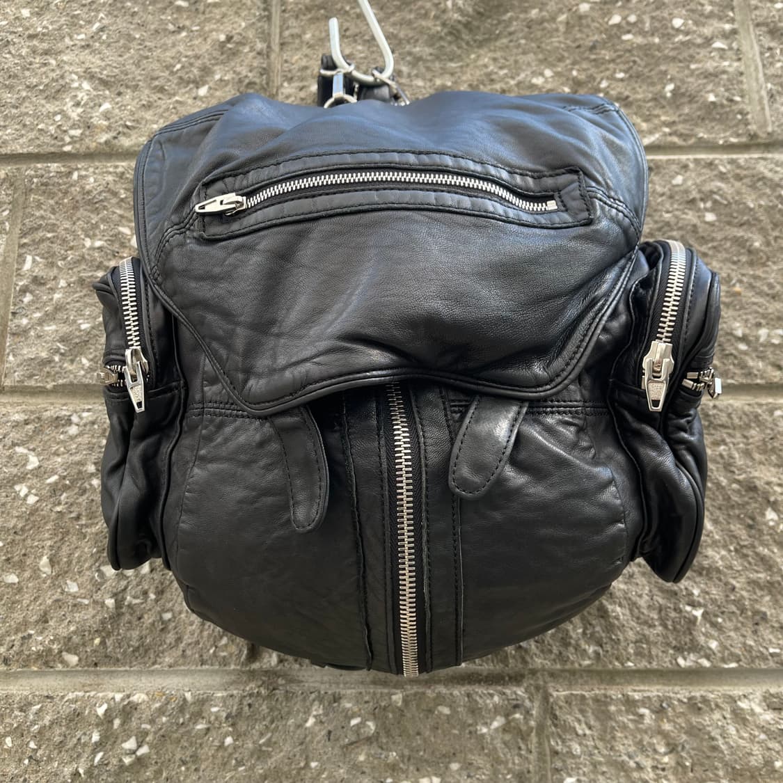 [OS] Alexander Wang 빅 블랙 레더 백팩 상품이미지4