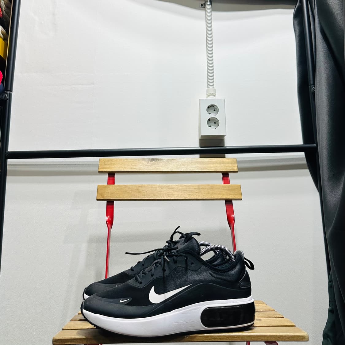 270) 나이키 운동화 남성 남자 신발 에어맥스 디아 블랙 화이트 상품이미지3