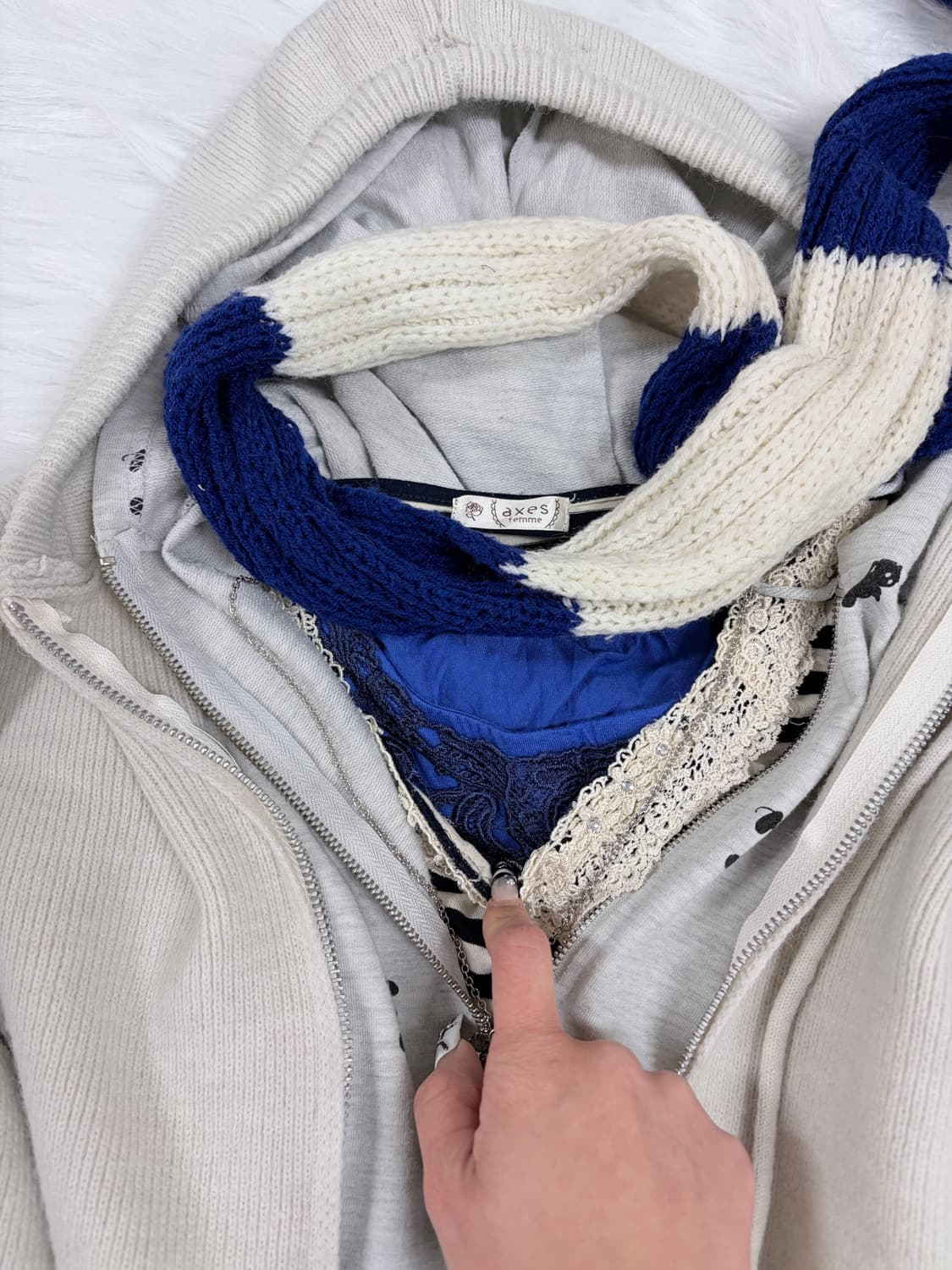 딥블루 니혼진 엑시즈팜 코디세트 6pcs 💙🤍🪽 스트라이프 머플러  상품이미지7