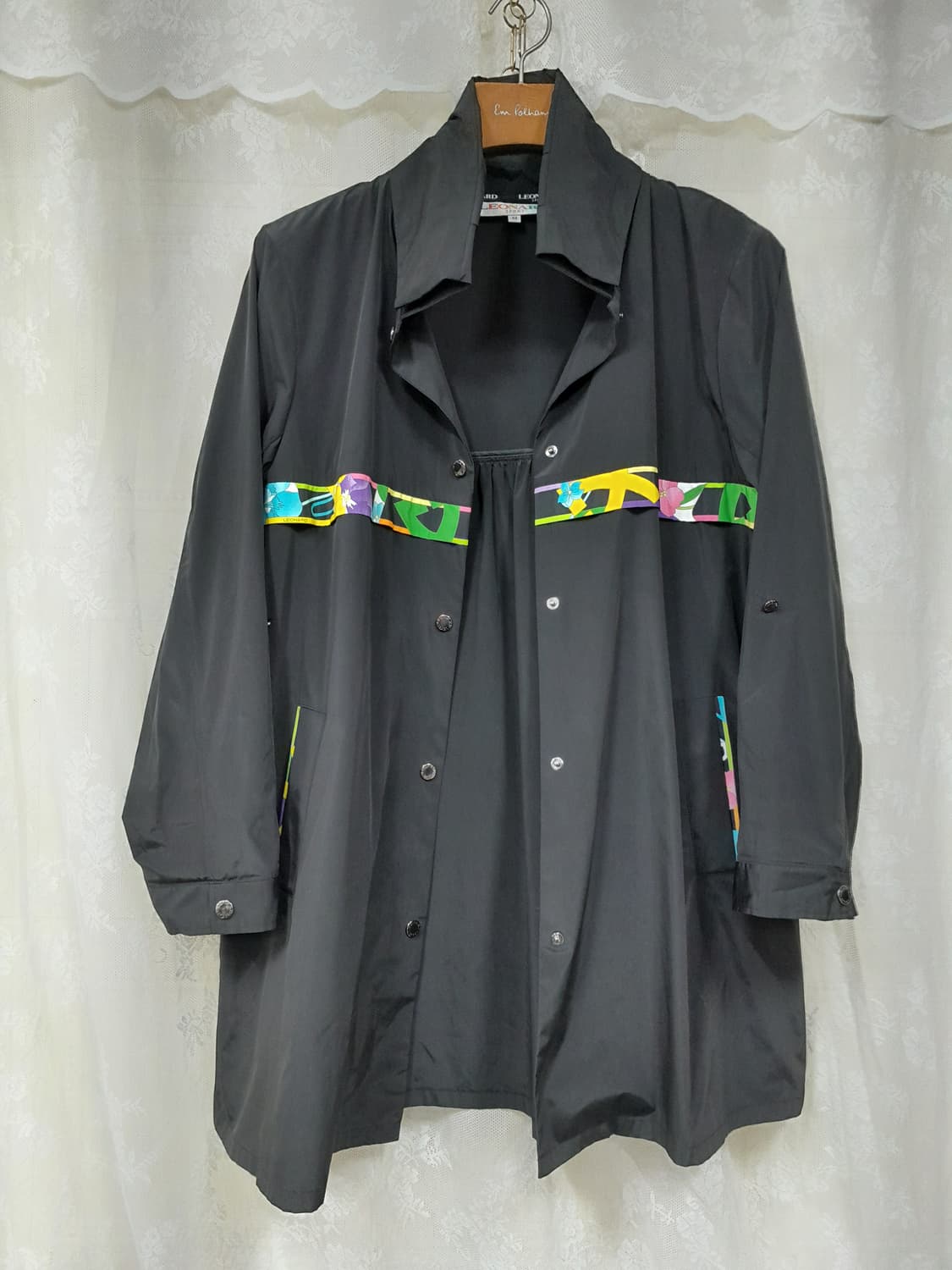 레오날드 바람막이 점퍼  상품이미지3