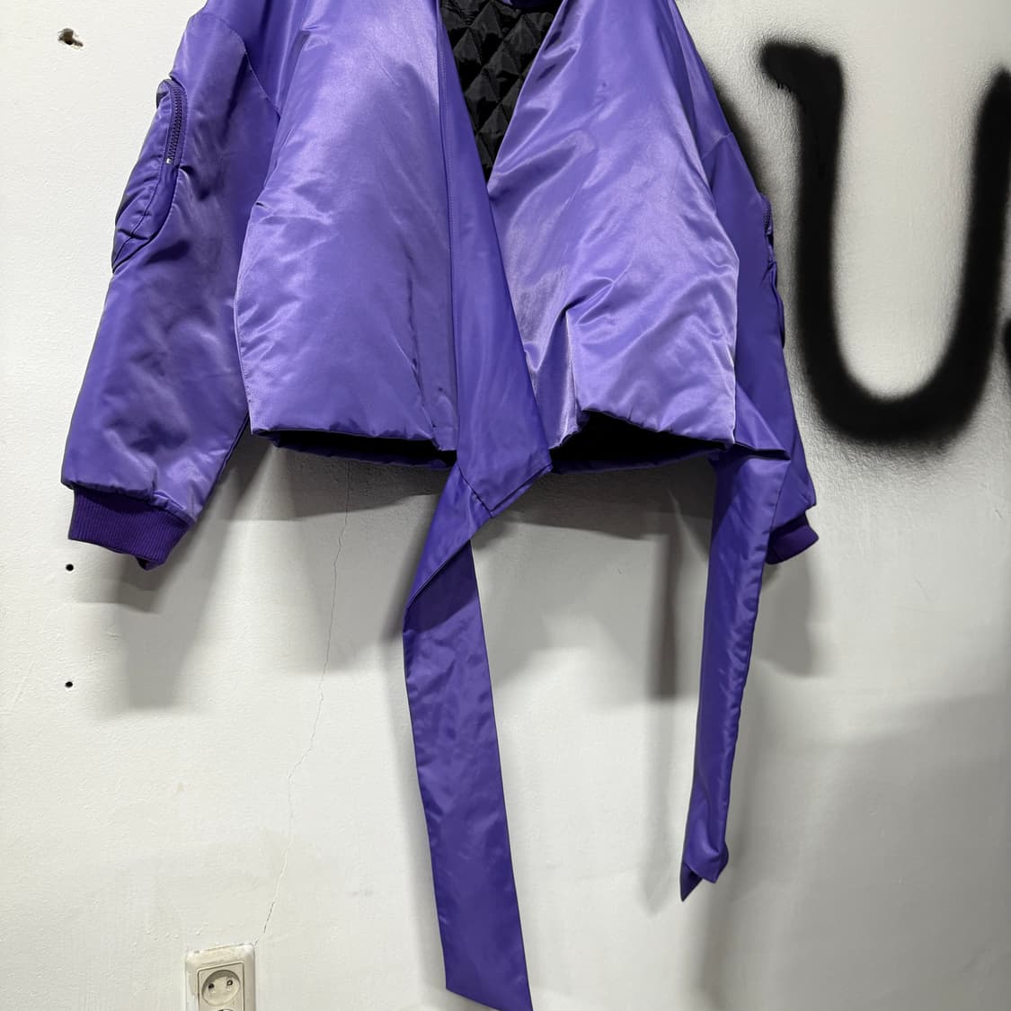 아더 월들리 바이올렛 Ma-1 랩 디자인 퀼팅 봄버 자켓 상품이미지4