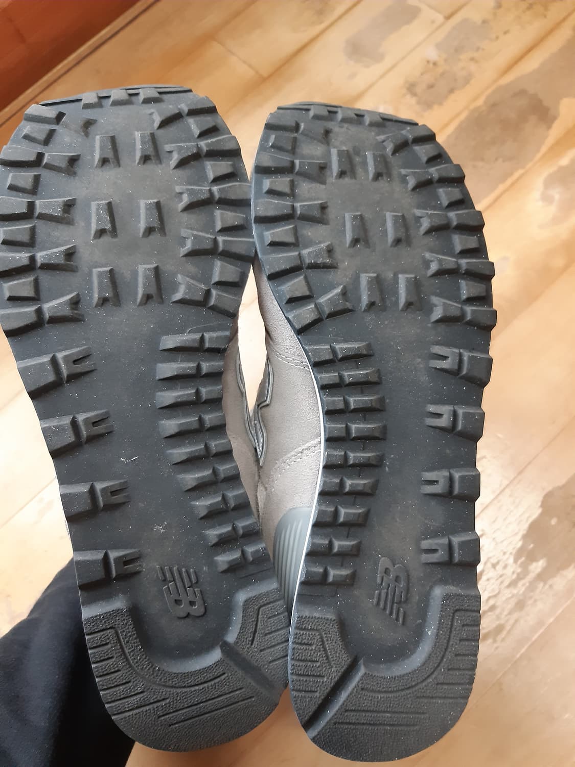 뉴발란스 574 그레이 스니커즈 상품이미지4