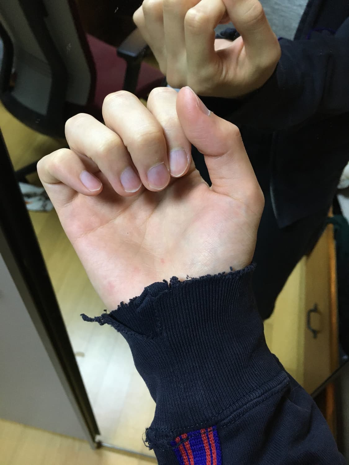 꼼데가르송 옴므  네이비(먹색에가까운) 후드집업 상품이미지7