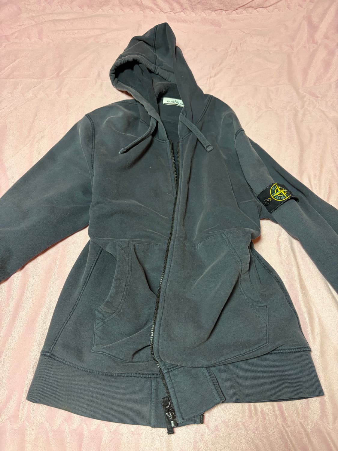 스톤아일랜드 현재 품절상태 대대장 후드집업 상품이미지1