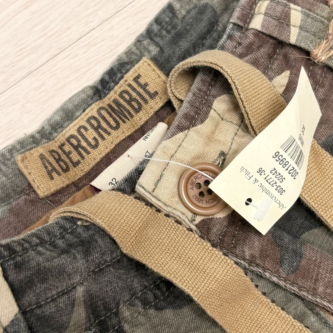 Abercrombie 아베크롬비 레이어드 핀턱 밀리터리 카모 카고팬츠 상품이미지3