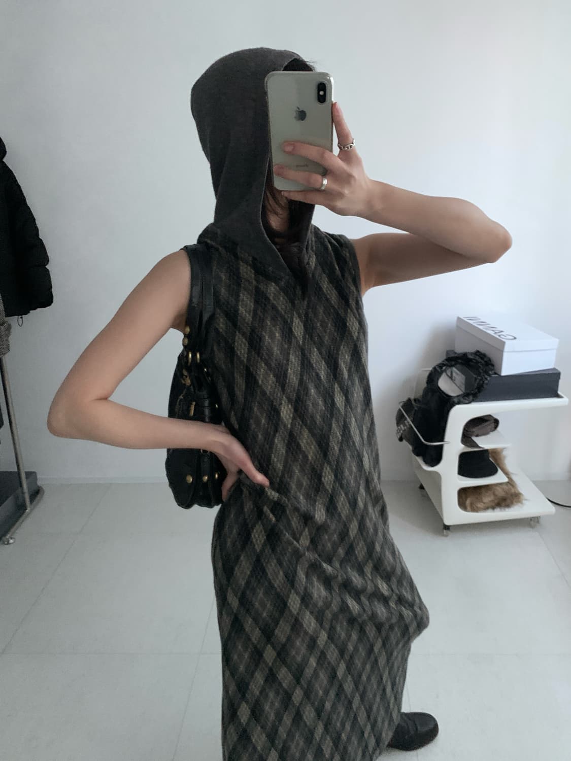 Checked Wool Knit HoodedSleeveless Dress 상품이미지3