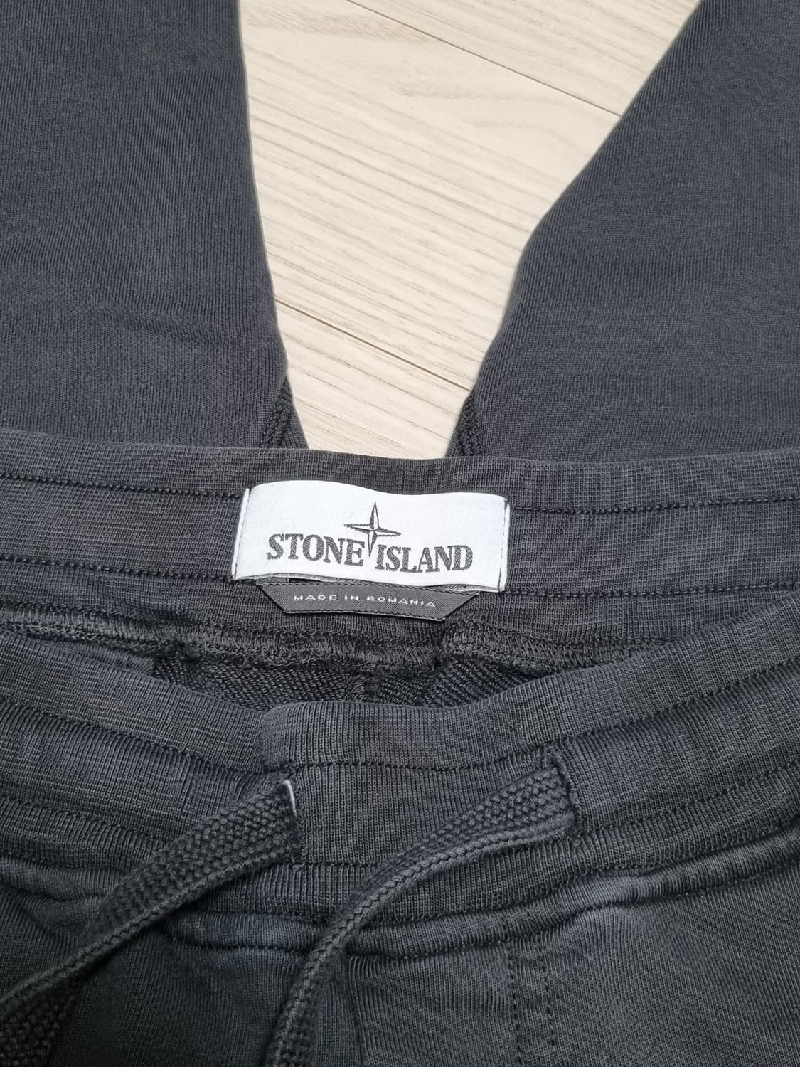 스톤아일랜드 조거팬츠 상품이미지3