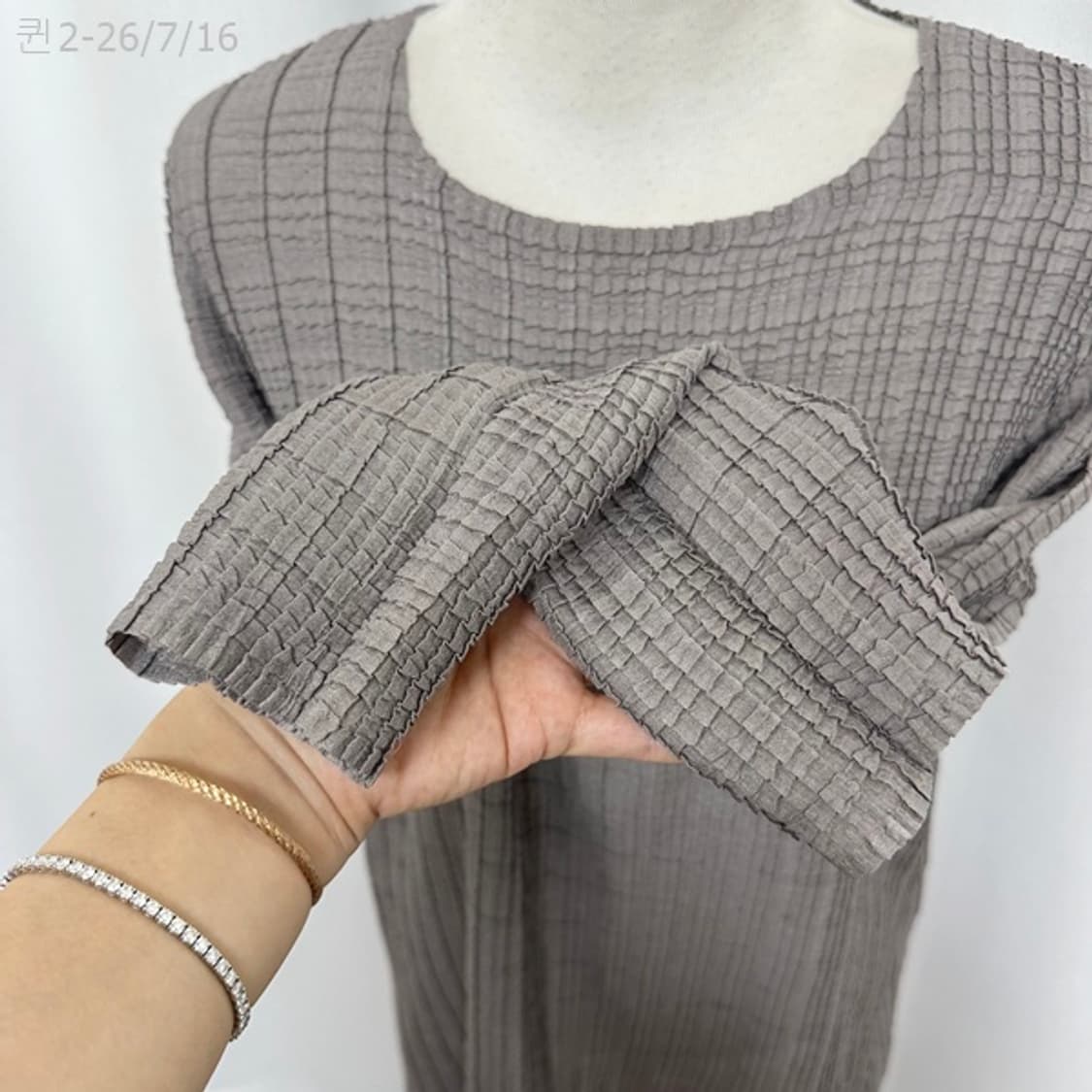 플리츠미 여자 스판짱 주름 롱티셔츠 원피스 FREE 
 상품이미지4