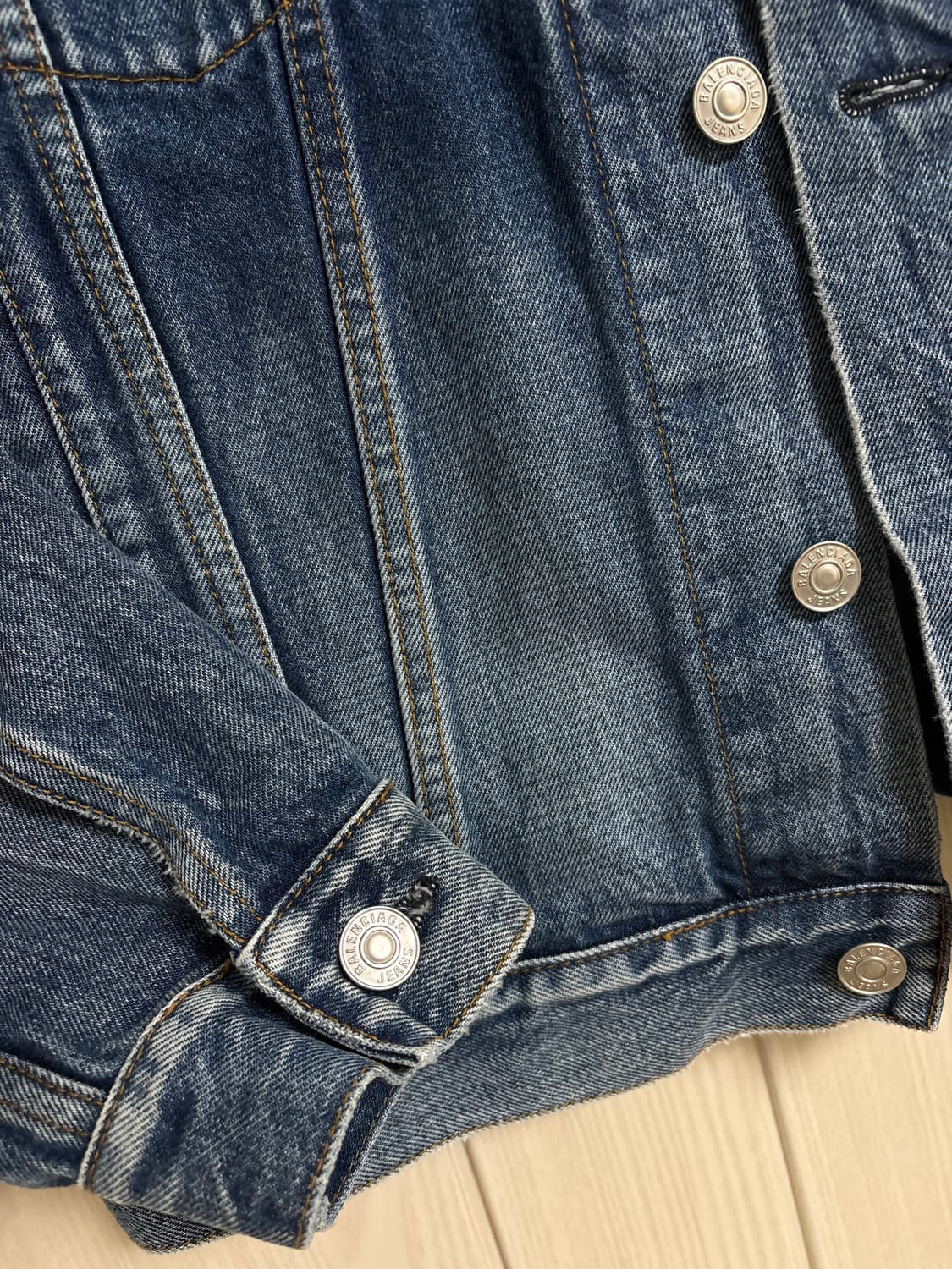 발렌시아가 백로고 데님 청자켓 44사이즈 상품이미지4