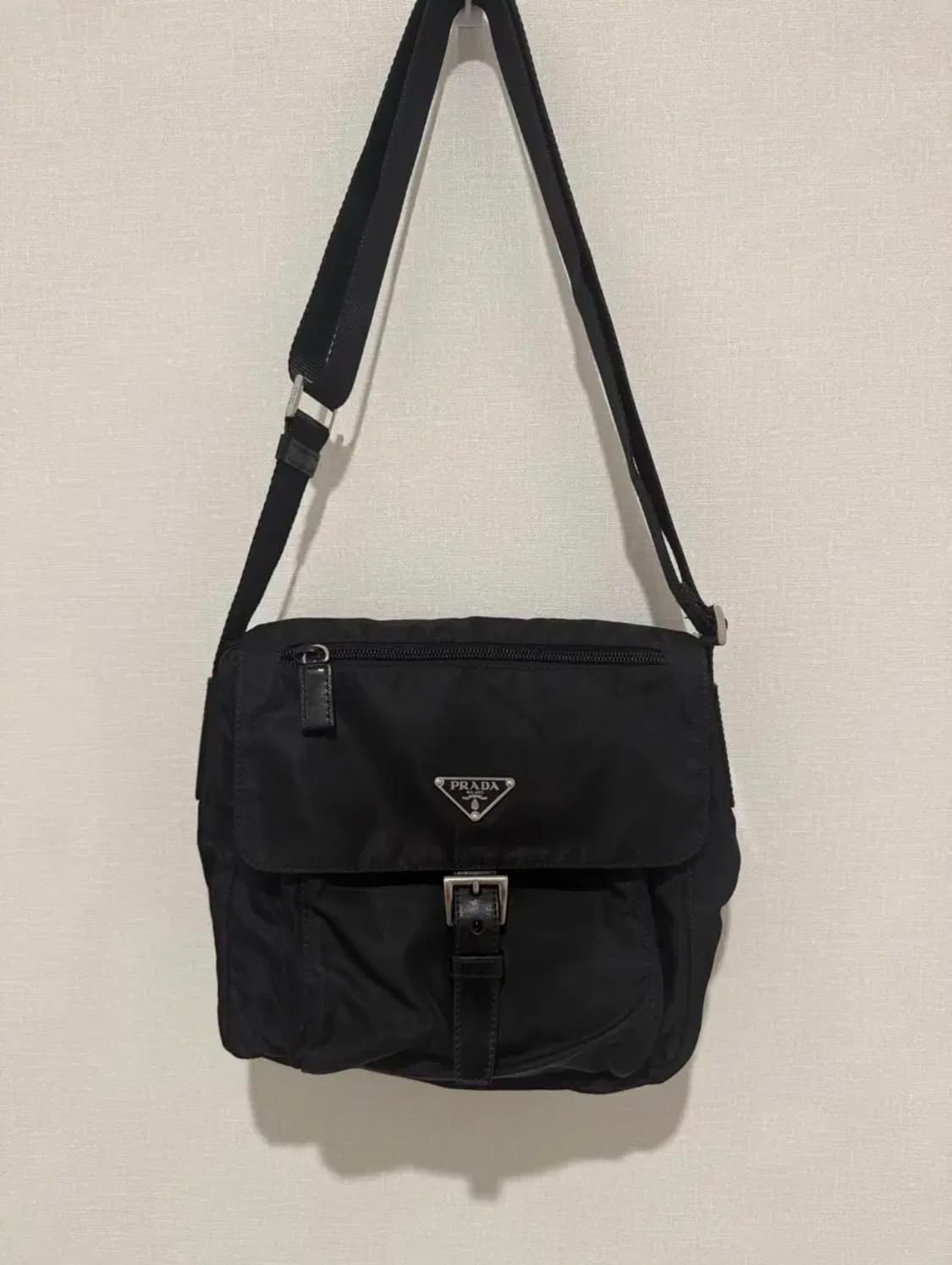 정품 프라다 포코노 나일론 메신저백 크로스백 주우재백 숄더백 상품이미지1