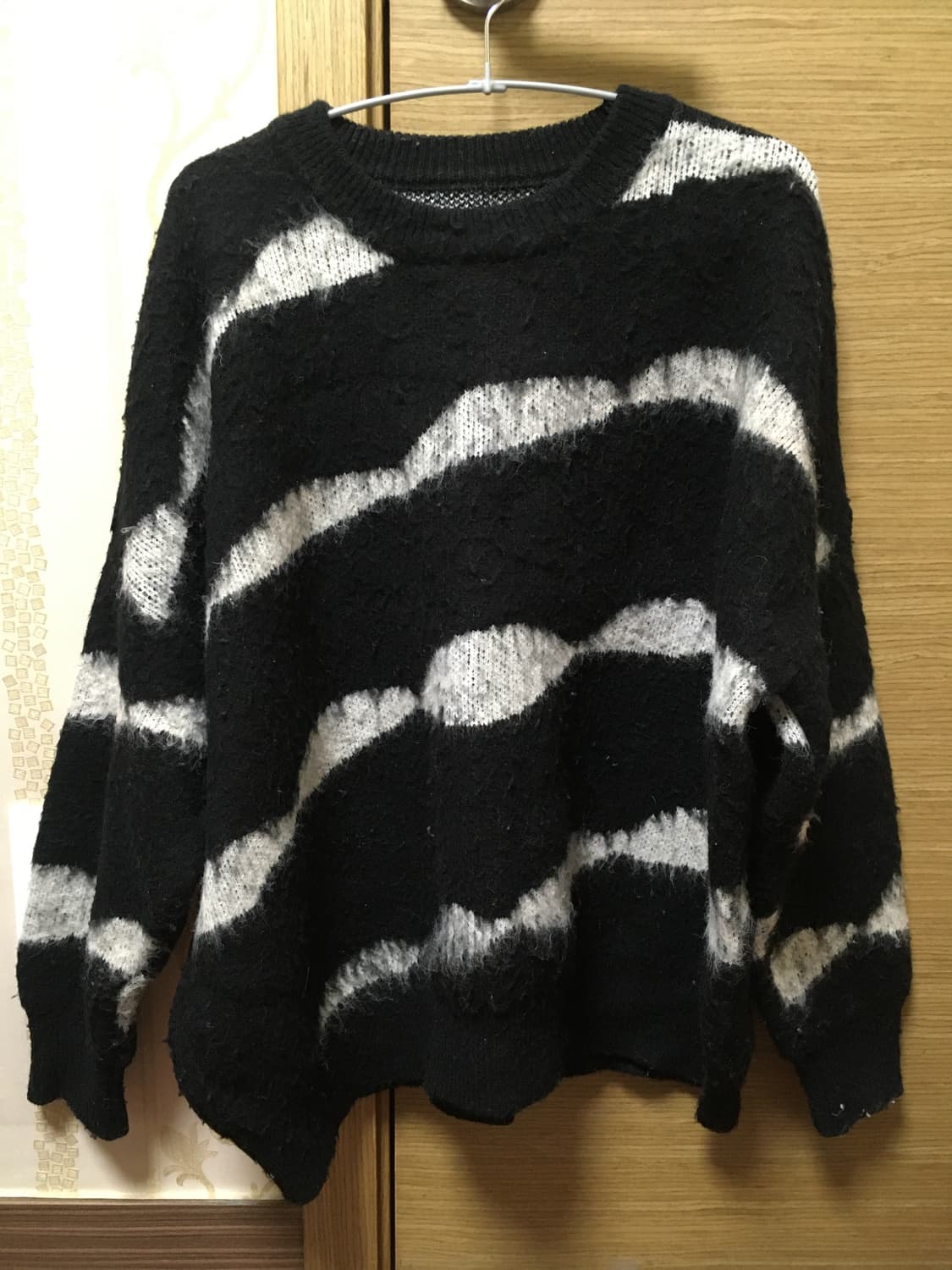 지브라 니트 상품이미지1