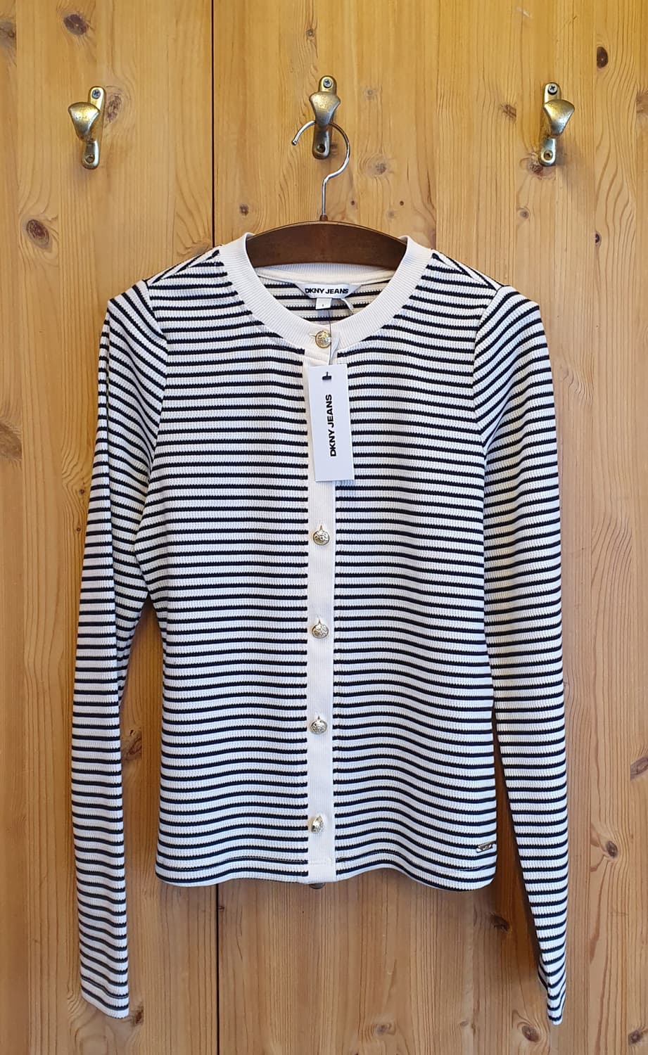 (새상품)55.DKNY 크롭 라운드니트  상품이미지1