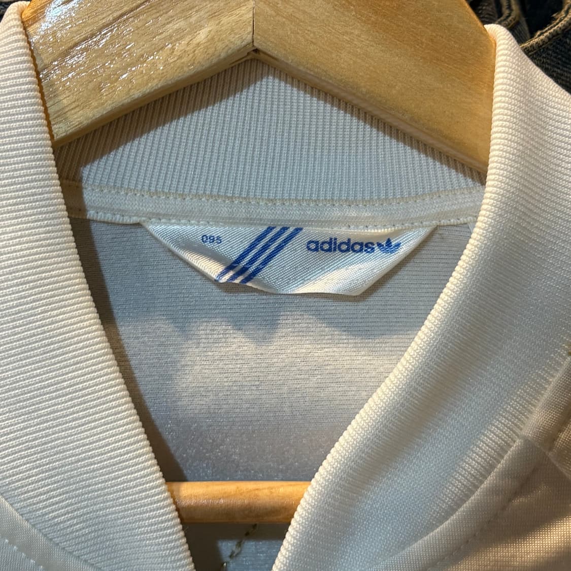 아디다스 대장급 화이트 골드 트랙탑 져지 상품이미지4