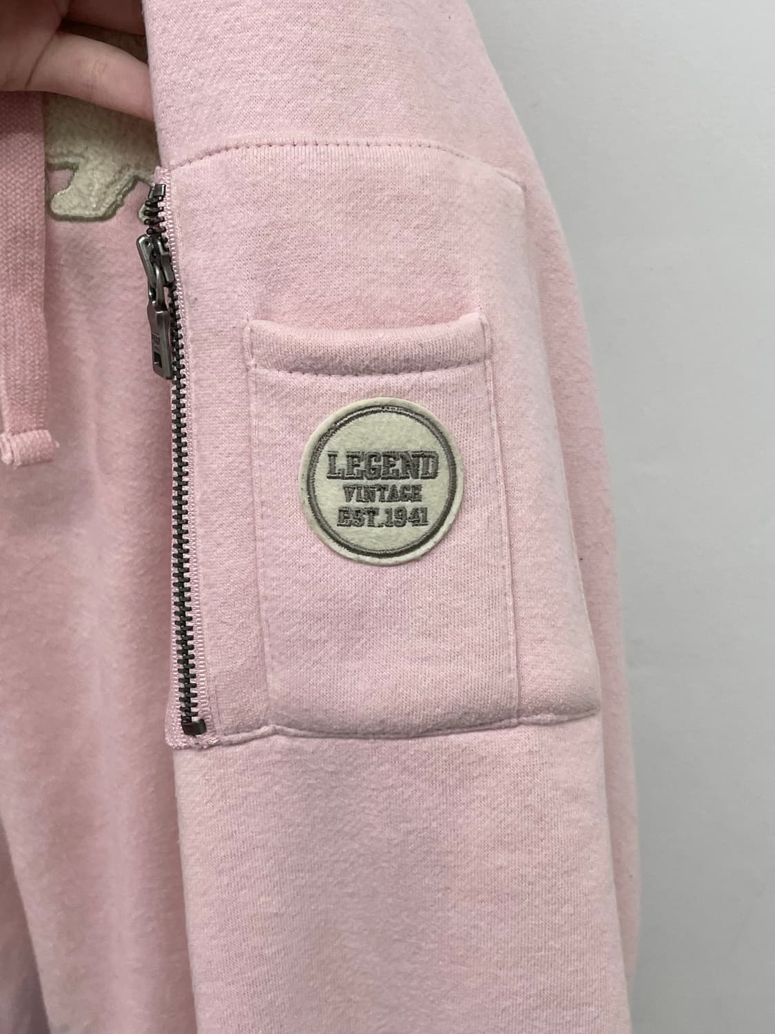 지프 핑크 자수 울프죠 집업 상품이미지8