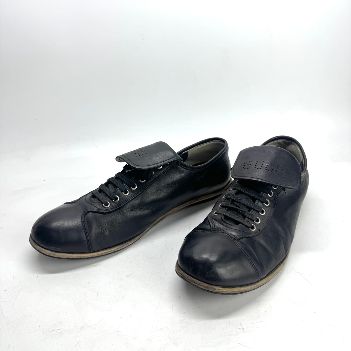 265) GUCCI 구찌 블랙 레더 스니커즈 상품이미지3