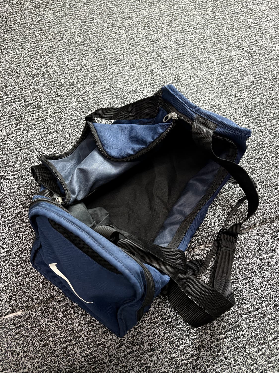 나이키 빅스우시 올드스쿨 짐백 크로스백 2209 상품이미지4