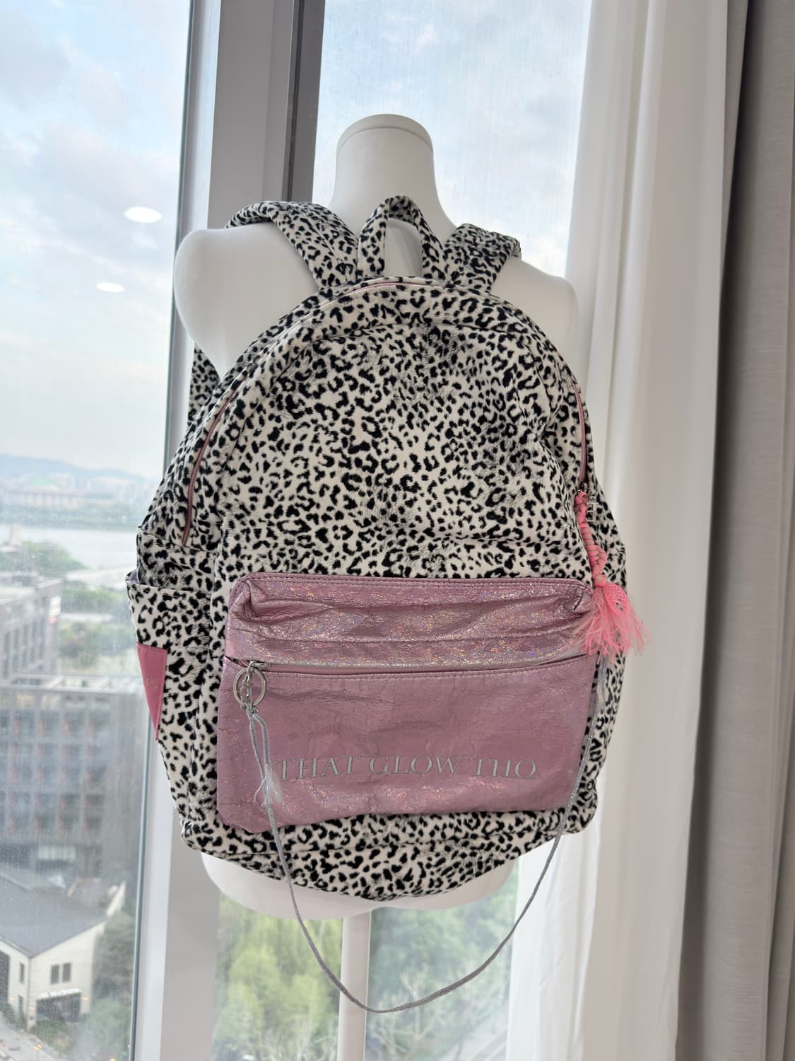 앙트레브 that glow tho 백팩 / 갸루 호피 가방 상품이미지2