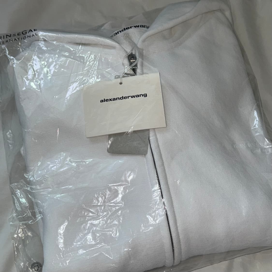 알렉산더왕 드롭 숄더 로고 후드 집업 화이트 상품이미지5