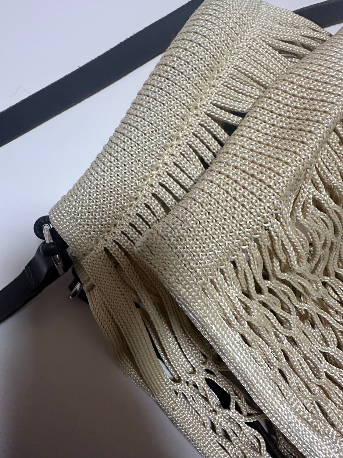 르메르 필트백 미듐사이즈 베이지 컬러 상품이미지2