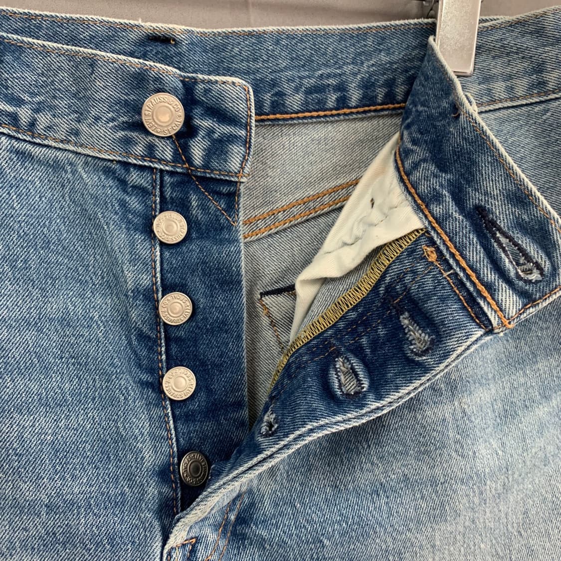 32인치 리바이스 501 93 프리미엄 컷오프 데님 쇼츠 청반바지 상품이미지4