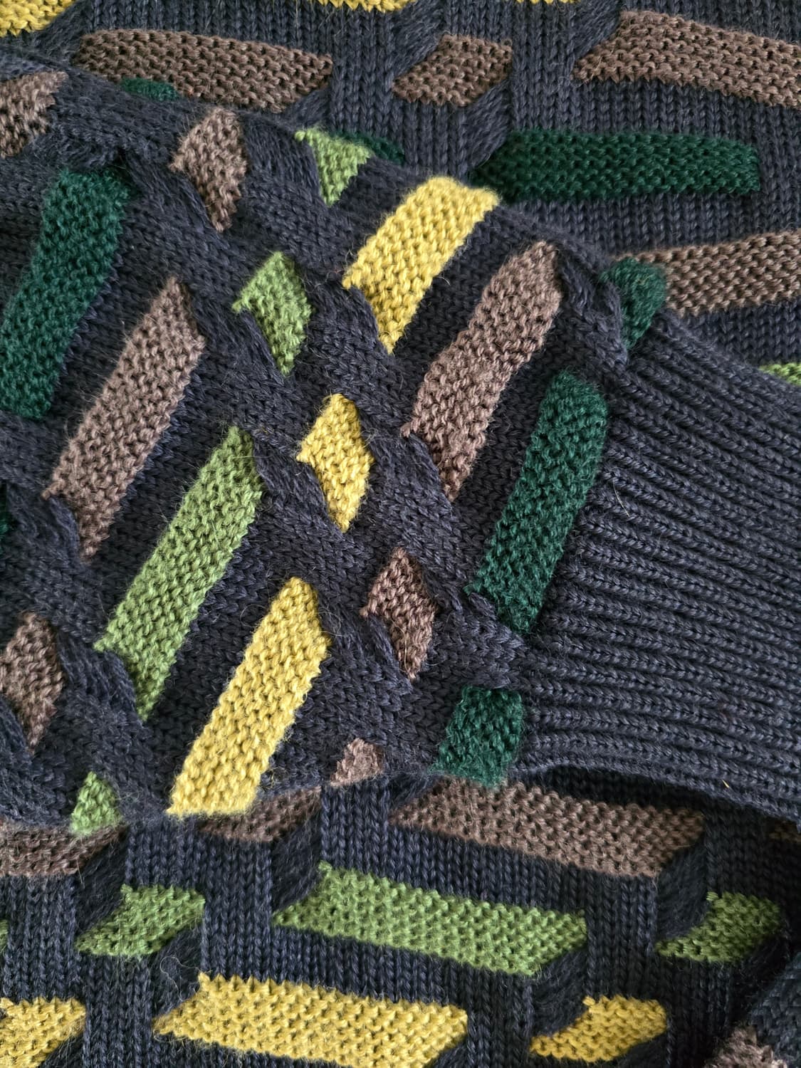 이태리무드 입체패턴 코튼혼방 니트 상품이미지4