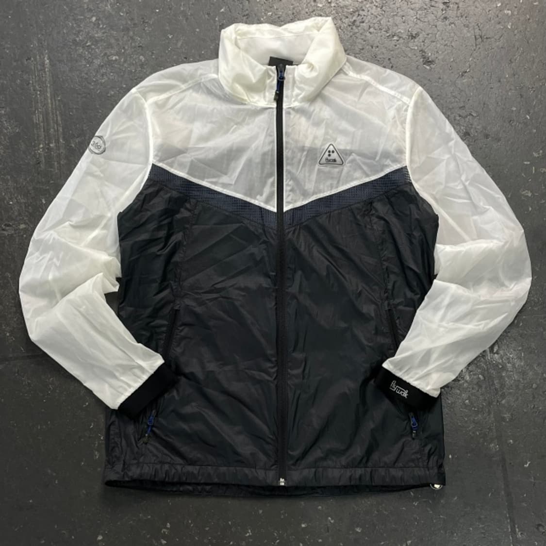 100 K2 플라이워크 경량 바람막이 상품이미지1