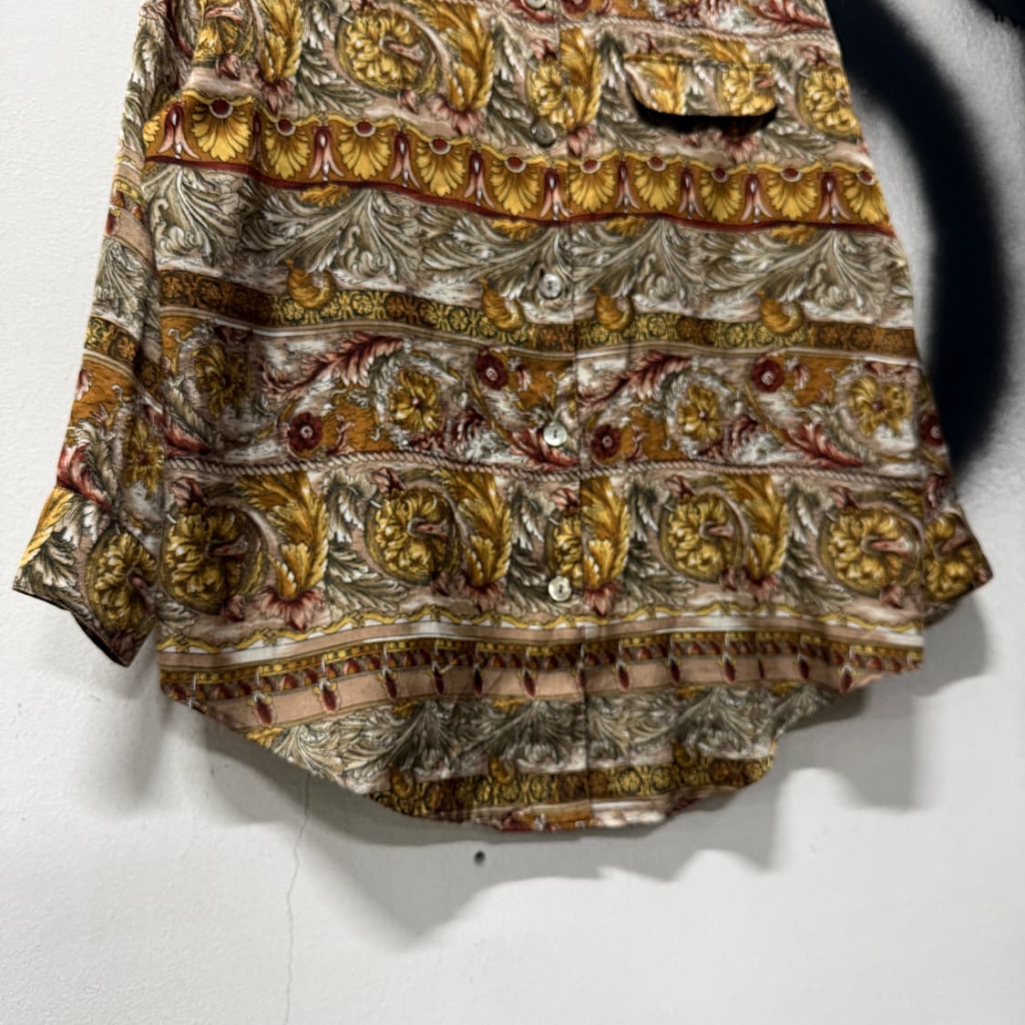 VTG 빈티지 오리엔탈 패턴 금장 원포켓 긴팔 셔츠 상품이미지4