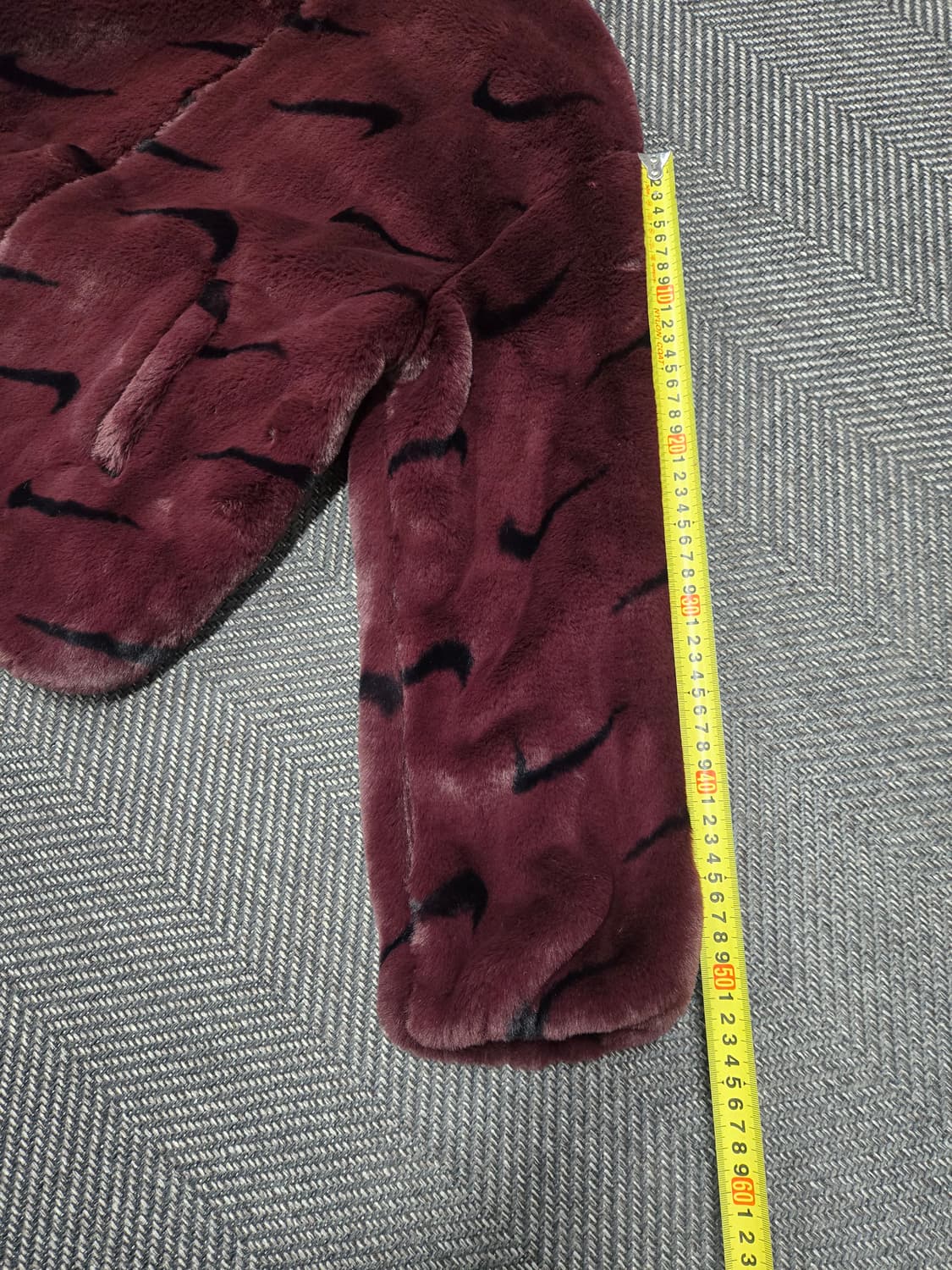 나이키 NSW 플러시 프린티드 포우 퍼 자켓 버건디 크러쉬 상품이미지8