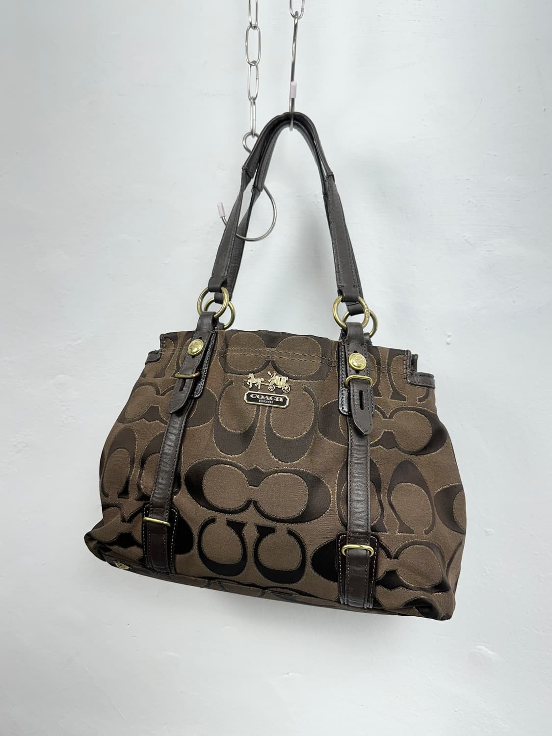 Coach dark brown stud bag 상품이미지2
