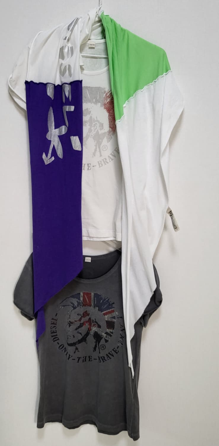 정품 Diesel(디젤)면100%시그니처 티셔츠 2벌 일괄55-66 상품이미지9